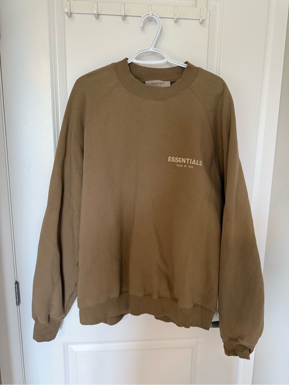 ESSENTIALS fear of god Men’s light Brown/tan Crewneck Sweatshirt